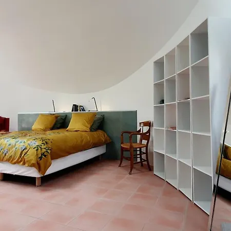 Couette Et Cafe L'agence Bed & Breakfast